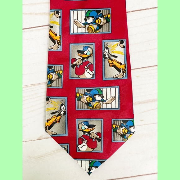 Disney Red Character Tie NWOT - Picture 2 of 5